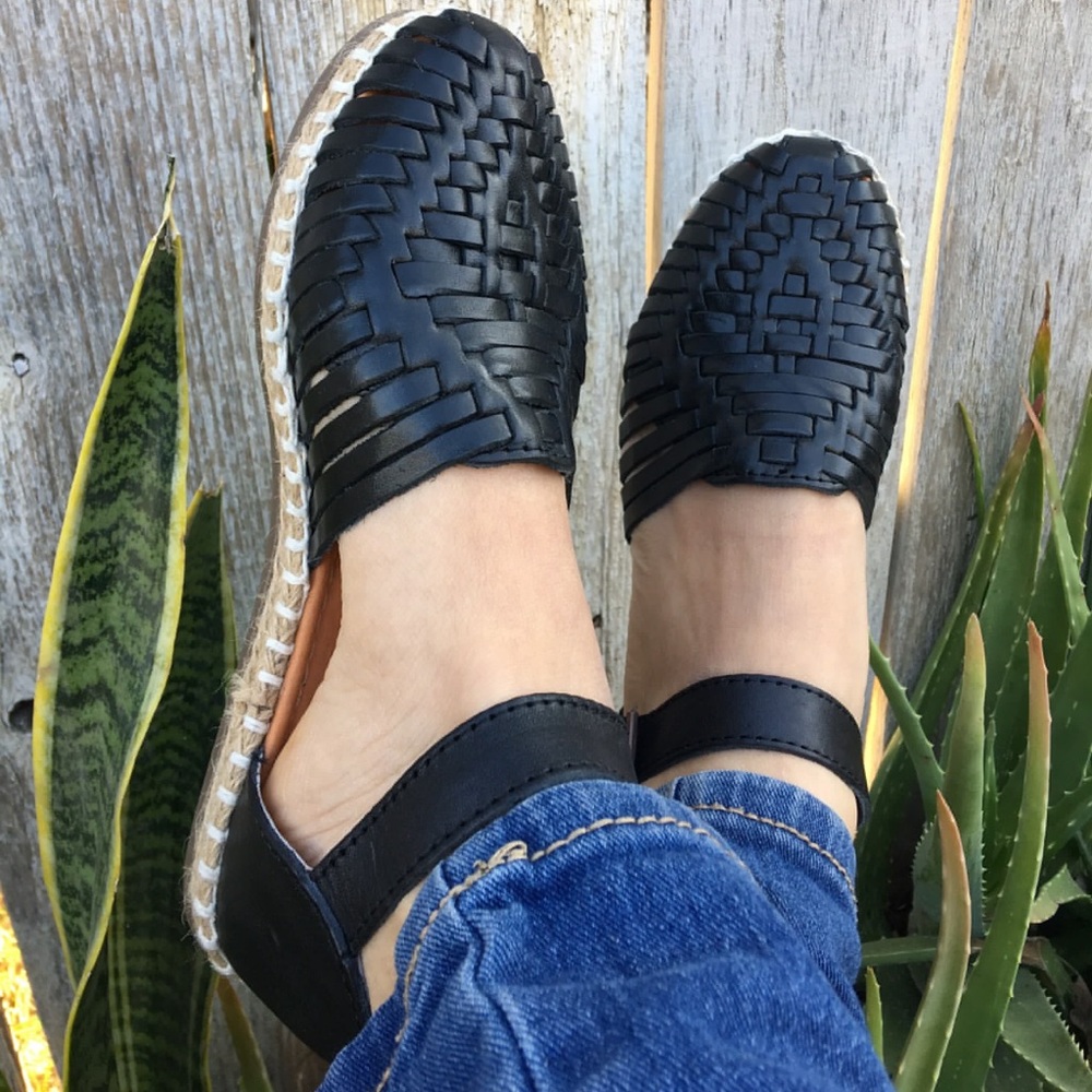 2 Mexican Leather Huaraches Color Brown and Black style huaraches Bohemian boho